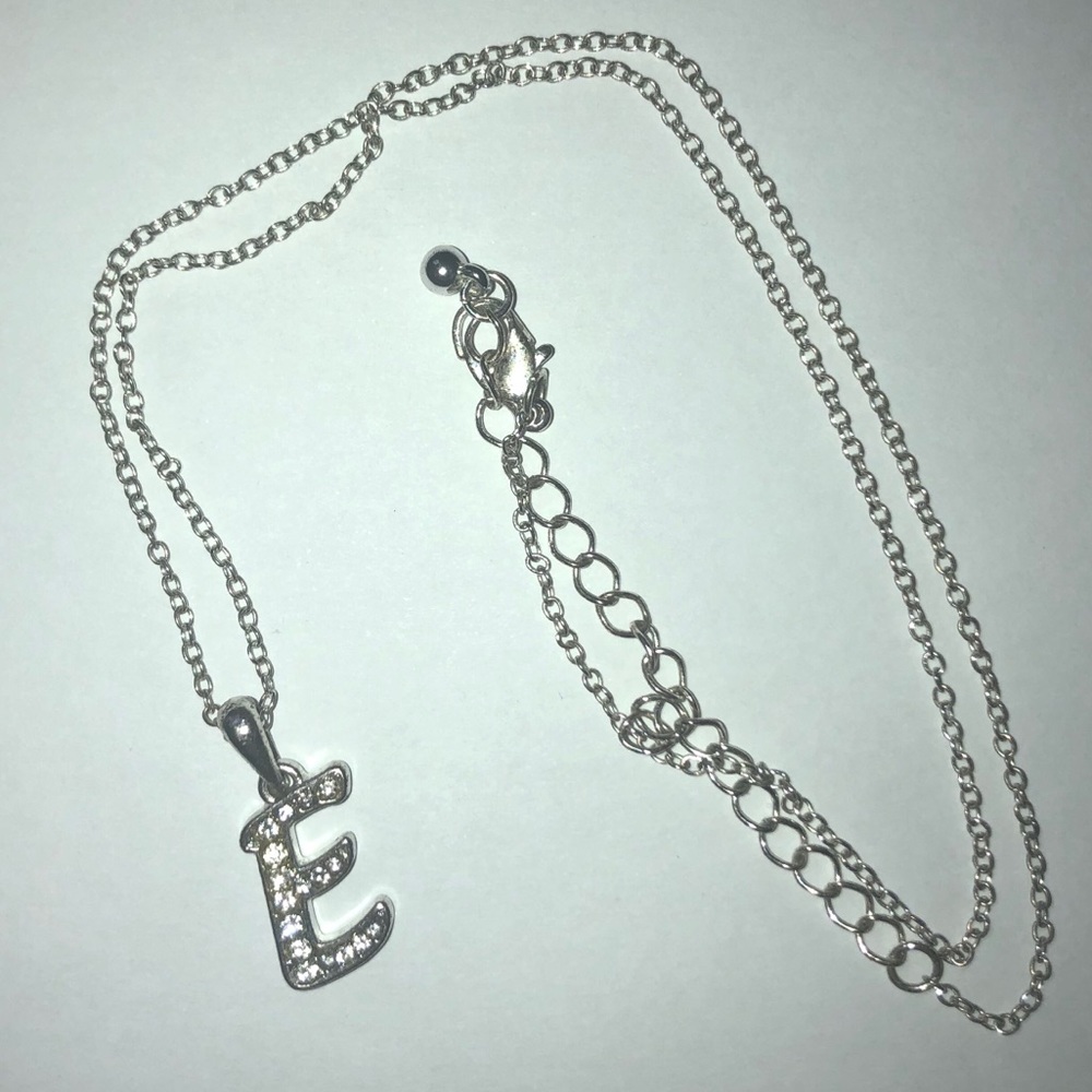 “E” monogram necklace